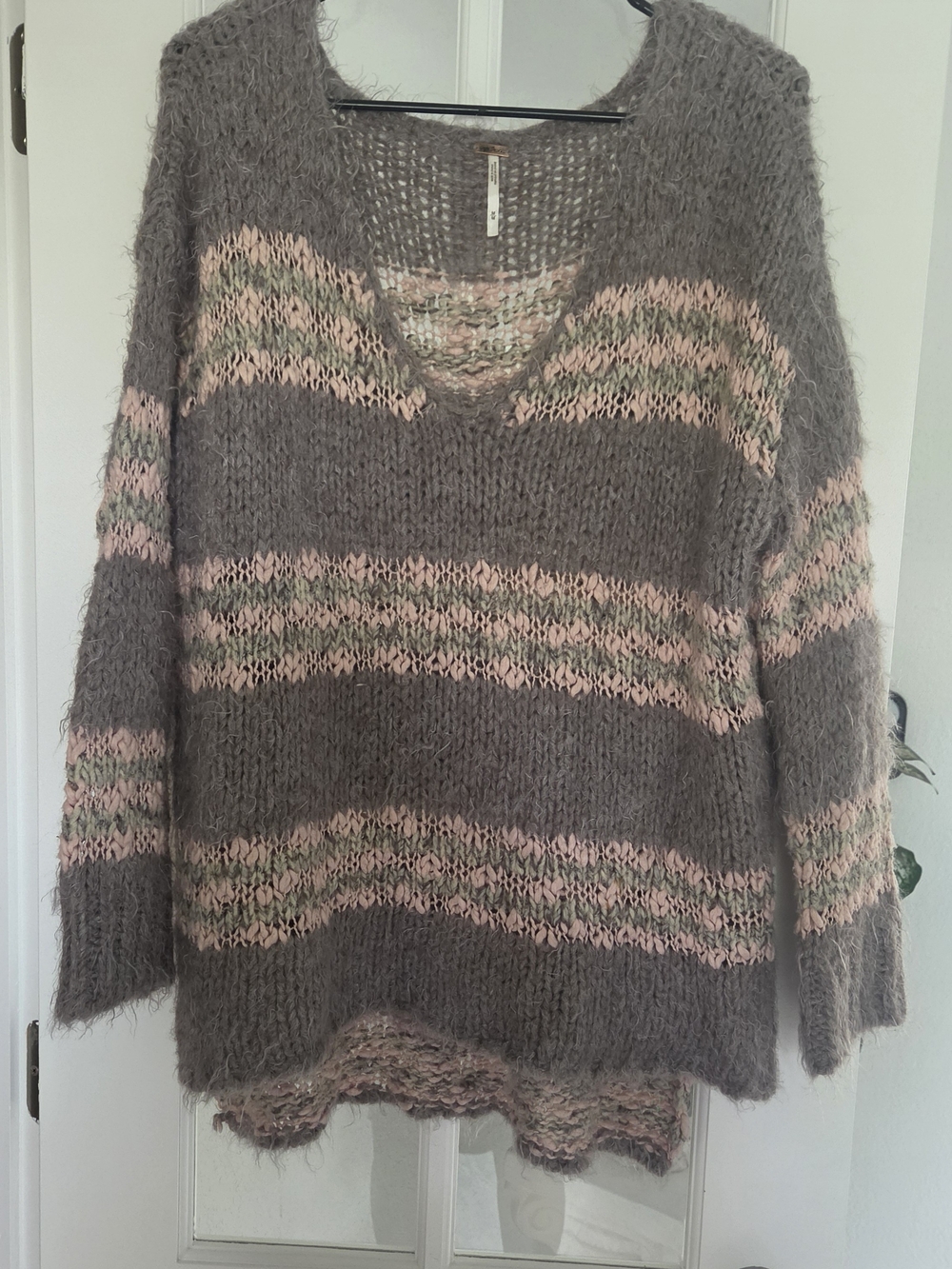 Free People Cozy V-Neck Stripe Sweater in Gray, Pink & Cream(M)